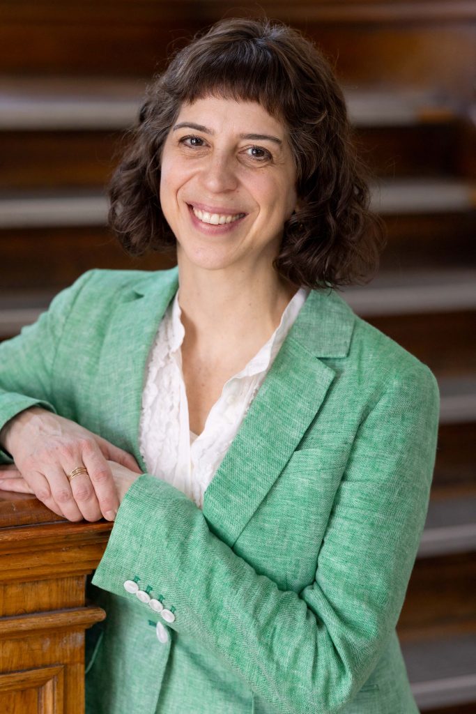 Episode 46: Professor Mitra Sharafi discusses Fear of the False, her new book about colonial South Asia’s critical role in the development of forensic science